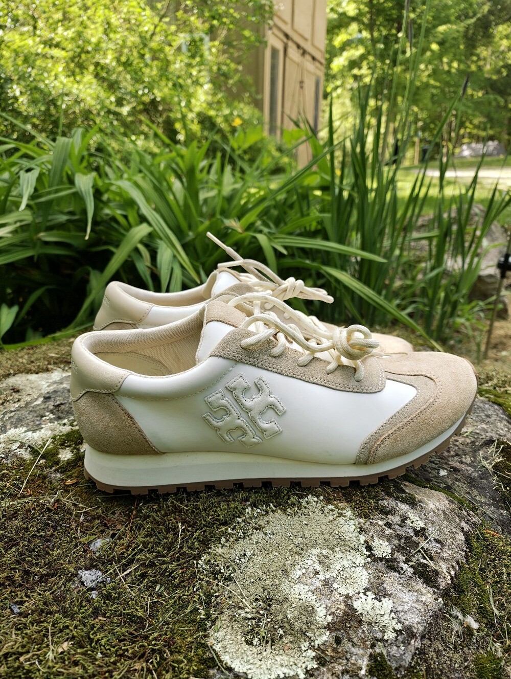 Tory Burch Destiny Trainers Sneaker Logo NWT Women's Size 10.5 Shoe
